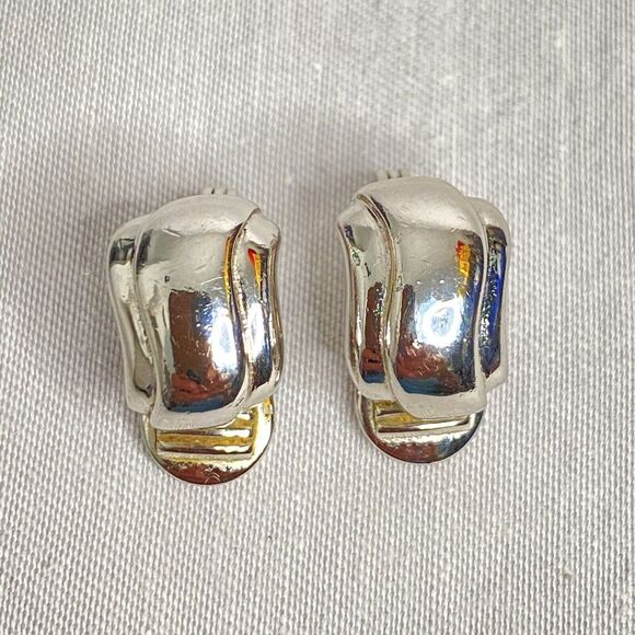 Monet Tiny Earrings Silvertone Art Deco Stud Clip Ons - Picture 5 of 9